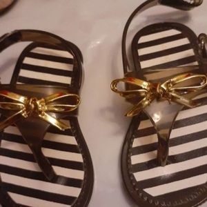 Beautiful baby girl black jelly sandlers 4